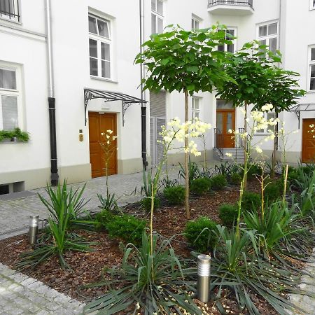 1 Syp, Kawa Vertuo, Kosmetyki Ada, 3 Min Metro Wilenska, By Visitwarsaw Apartments Exteriör bild